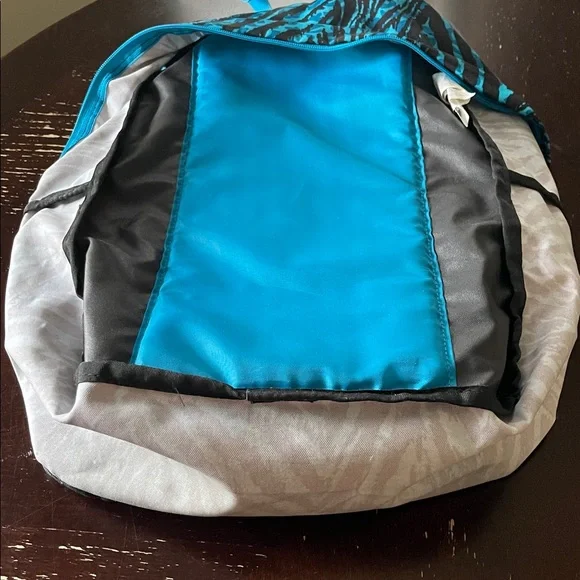 Unisex JanSport light weight Teal and Black Striped Backpack - Picture 10 of 10